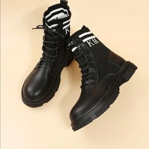 striped letter lace up boots